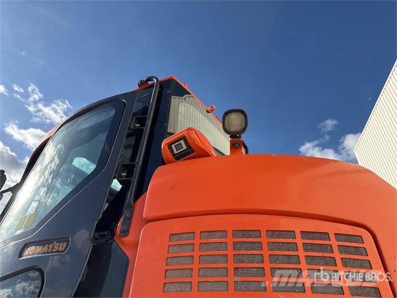 Komatsu PW118MR-11 Pelle Sur Pneus Wheel Excavator Pyöräkaivukoneet