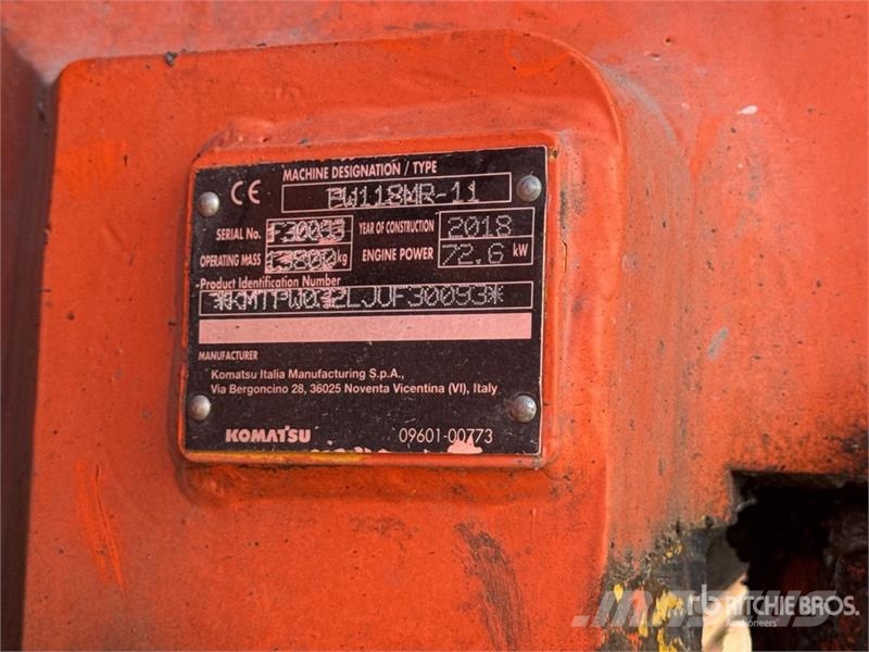Komatsu PW118MR-11 Pelle Sur Pneus Wheel Excavator Pyöräkaivukoneet