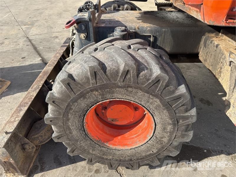 Komatsu PW118MR-11 Pelle Sur Pneus Wheel Excavator Pyöräkaivukoneet