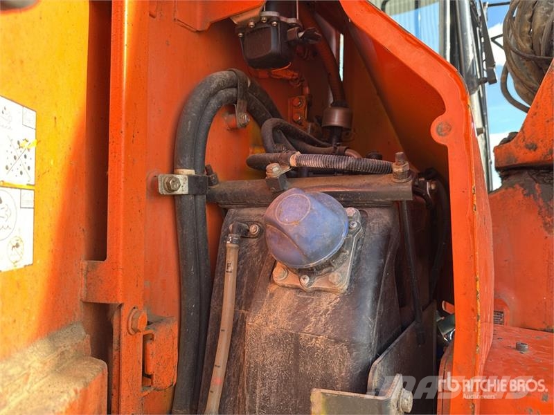 Komatsu PW118MR-11 Pelle Sur Pneus Wheel Excavator Pyöräkaivukoneet