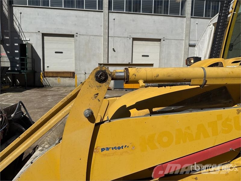 Komatsu PW97R-2 Backhoe Loader Backhoe loaders