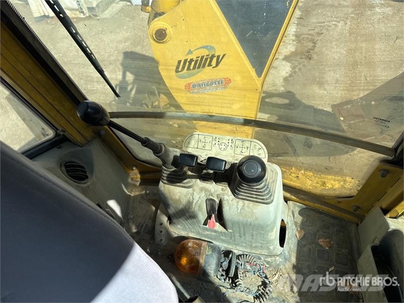 Komatsu PW97R-2 Backhoe Loader Backhoe loaders