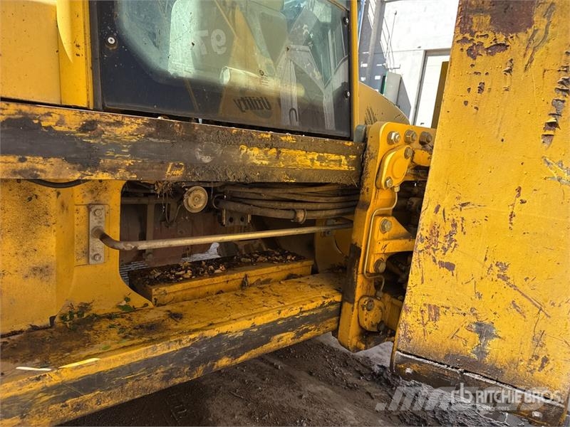 Komatsu PW97R-2 Backhoe Loader Backhoe loaders