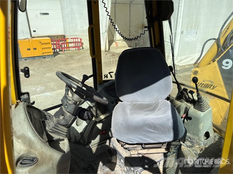 Komatsu PW97R-2 Backhoe Loader Backhoe loaders