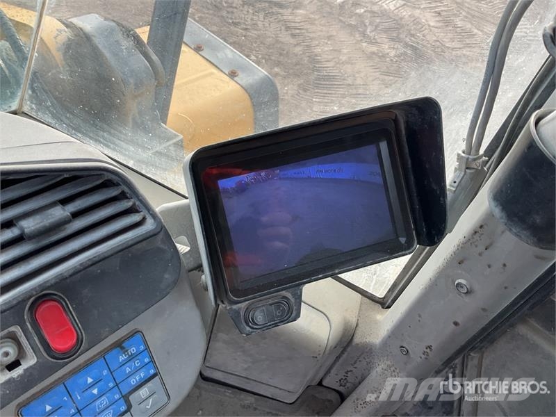 Komatsu WA-470 High Lift Wheel Loader Iekrāvēji uz riteņiem