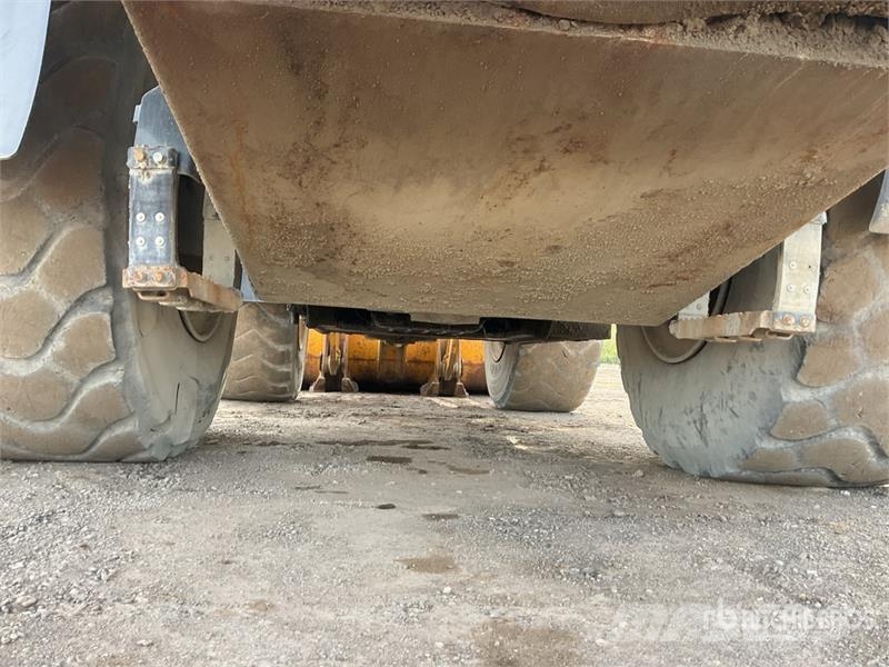 Komatsu WA-470 High Lift Wheel Loader Iekrāvēji uz riteņiem
