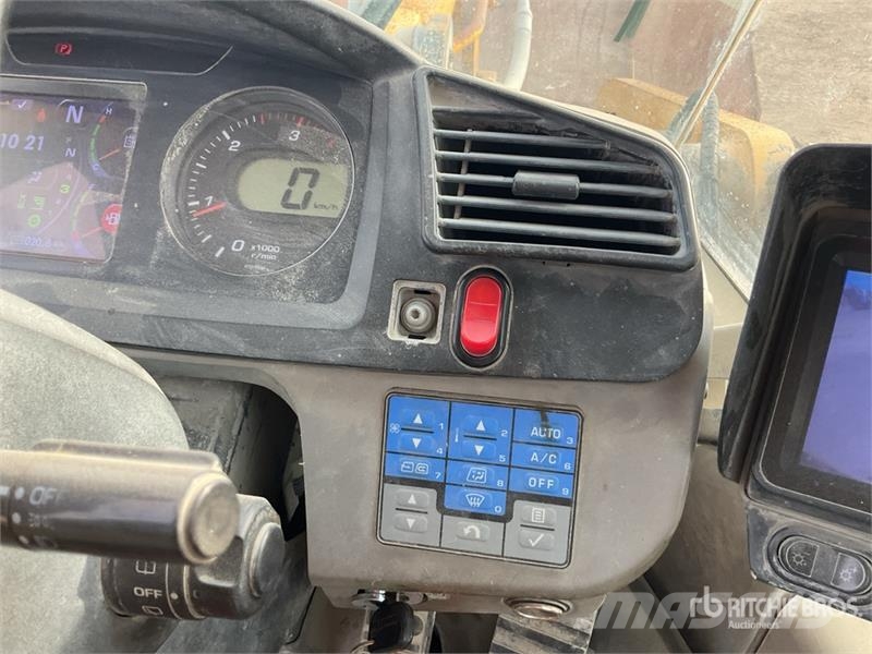 Komatsu WA-470 High Lift Wheel Loader Iekrāvēji uz riteņiem