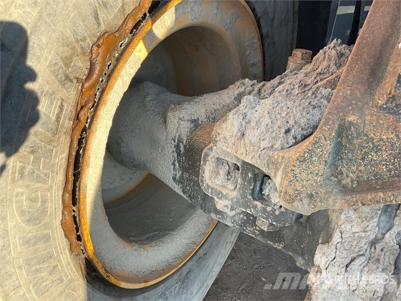 Komatsu WA-470 High Lift Wheel Loader Iekrāvēji uz riteņiem
