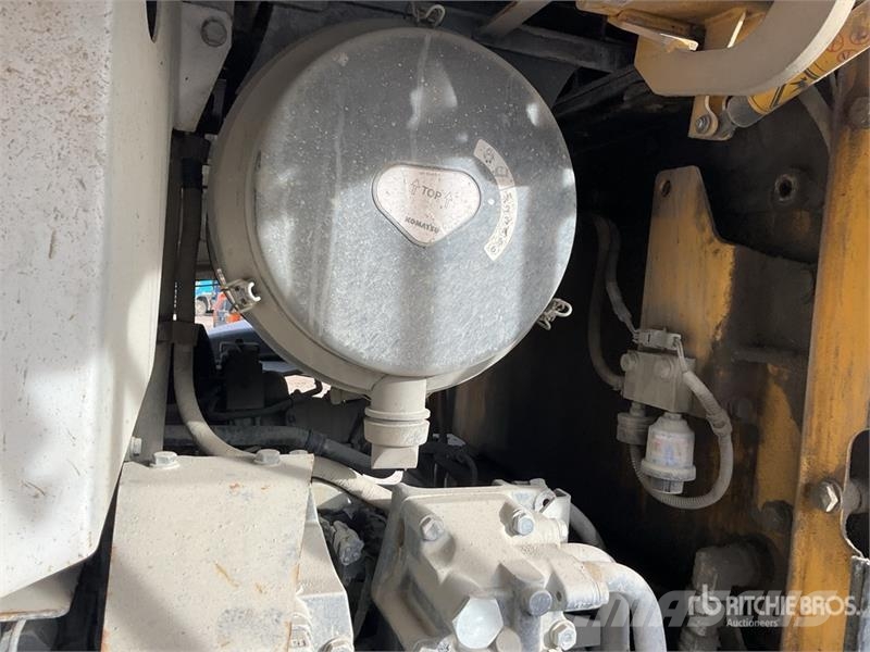 Komatsu WA-470 High Lift Wheel Loader Iekrāvēji uz riteņiem