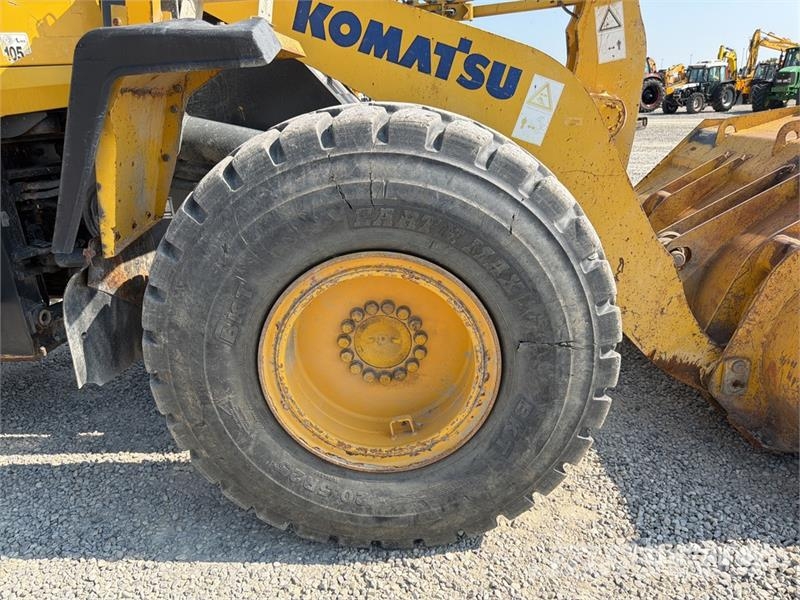 Komatsu WA320-5 Wheel Loader Kolesni nakladalci