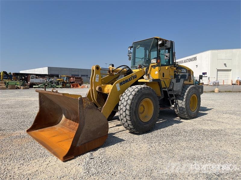 Komatsu WA320-5 Wheel Loader Kolesni nakladalci