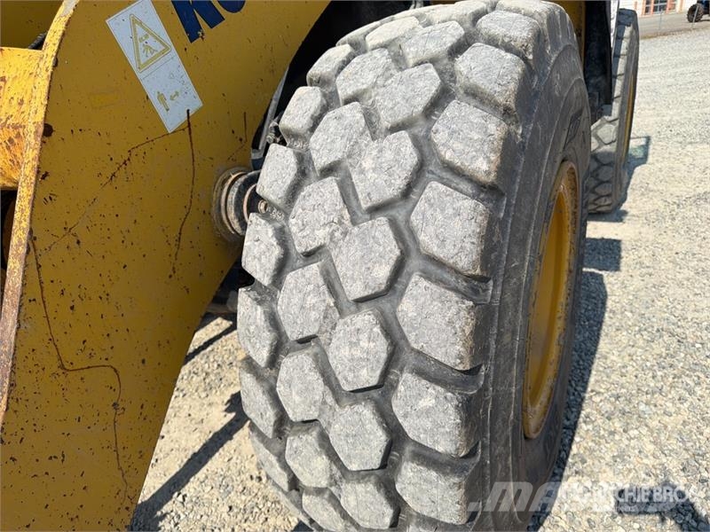Komatsu WA320-5 Wheel Loader Kolesni nakladalci