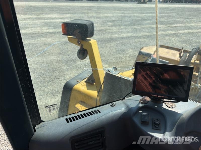 Komatsu WA320-5 Wheel Loader Kolesni nakladalci