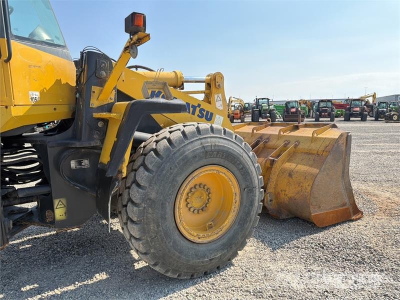Komatsu WA320-5 Wheel Loader Kolesni nakladalci