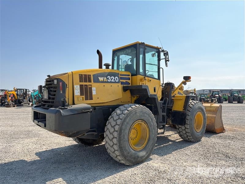 Komatsu WA320-5 Wheel Loader Kolesni nakladalci