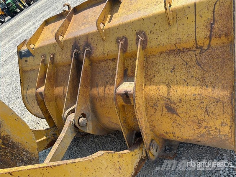 Komatsu WA320-5 Wheel Loader Kolesni nakladalci