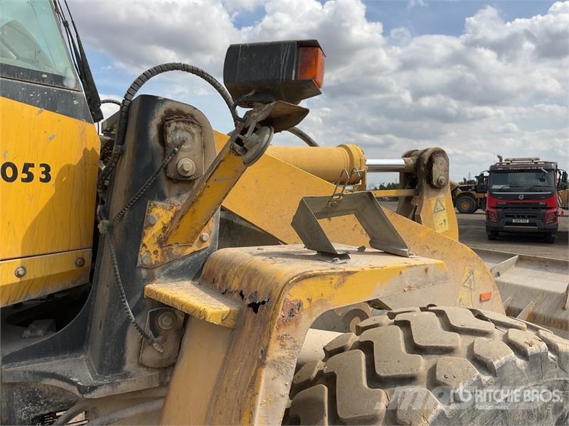 Komatsu WA320-5H Wheel Loader Hjullastare