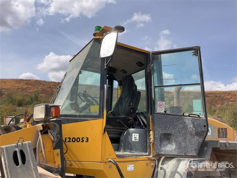 Komatsu WA320-5H Wheel Loader Hjullastare