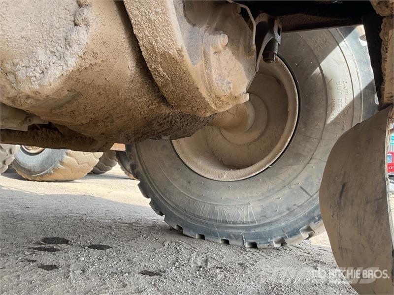 Komatsu WA320-5H Wheel Loader Hjullastare