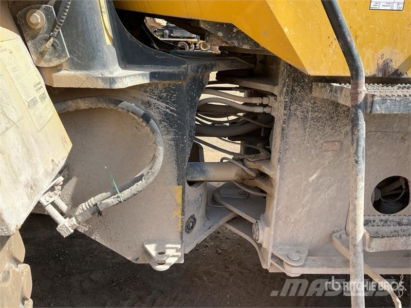 Komatsu WA320-5H Wheel Loader Hjullastare