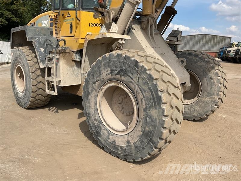 Komatsu WA320-5H Wheel Loader Hjullastare