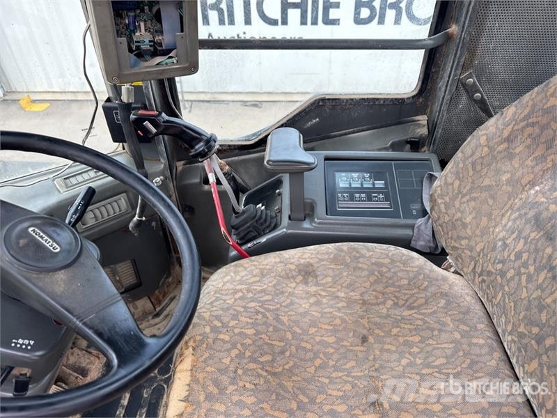 Komatsu WA380-3H Chargeuse Sur Pneus Wheel Loader Chargeuse sur pneus
