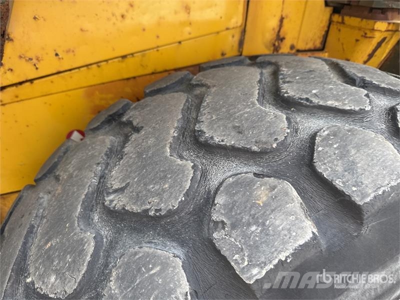 Komatsu WA380-3H Chargeuse Sur Pneus Wheel Loader Chargeuse sur pneus