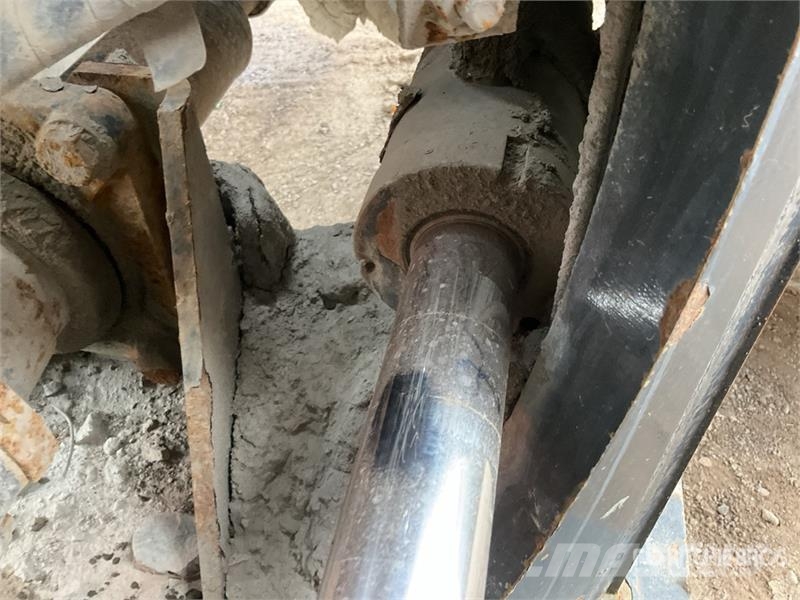 Komatsu WA470-7 Iekrāvēji uz riteņiem