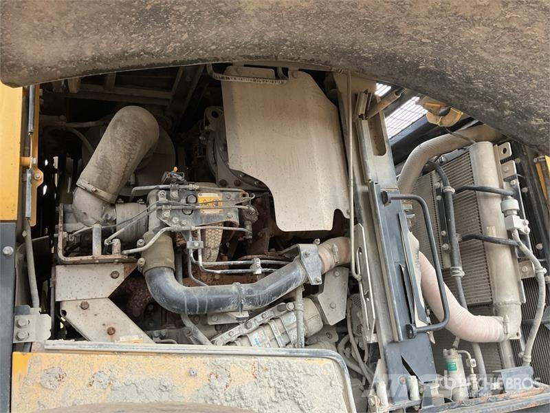 Komatsu WA470-7 Iekrāvēji uz riteņiem