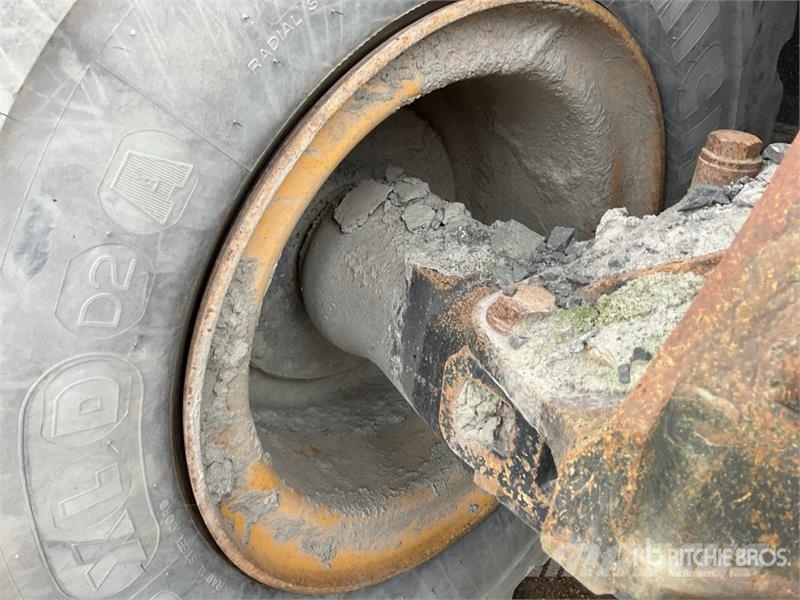 Komatsu WA470-7 Iekrāvēji uz riteņiem