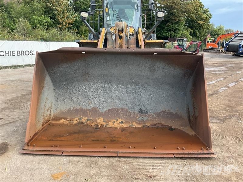 Komatsu WA470-7 Iekrāvēji uz riteņiem