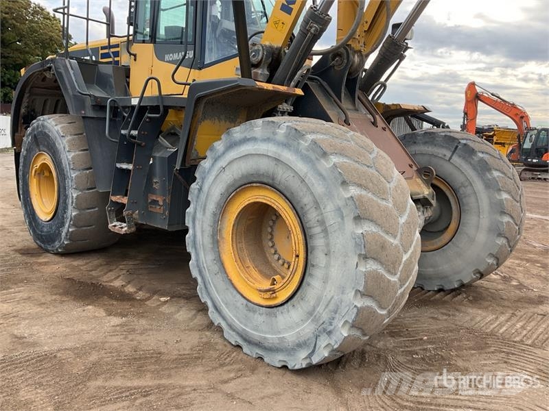 Komatsu WA470-7 Iekrāvēji uz riteņiem
