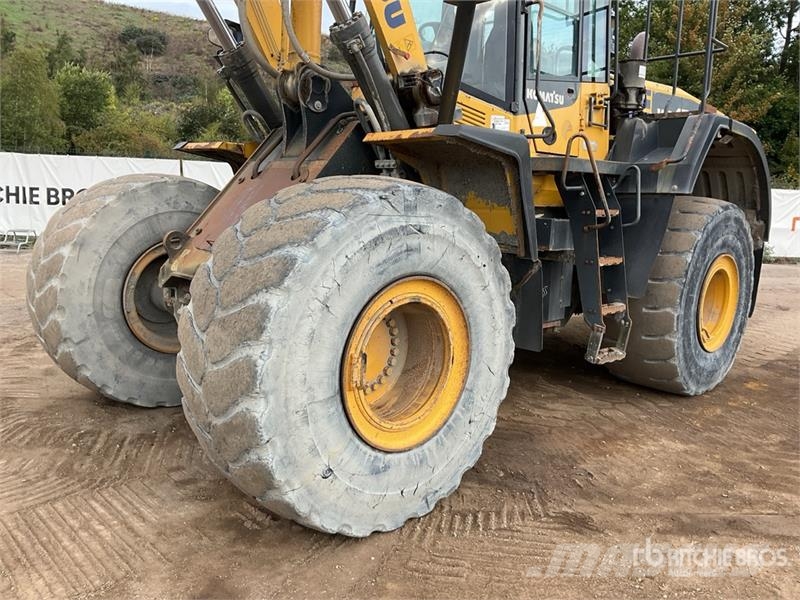 Komatsu WA470-7 Iekrāvēji uz riteņiem