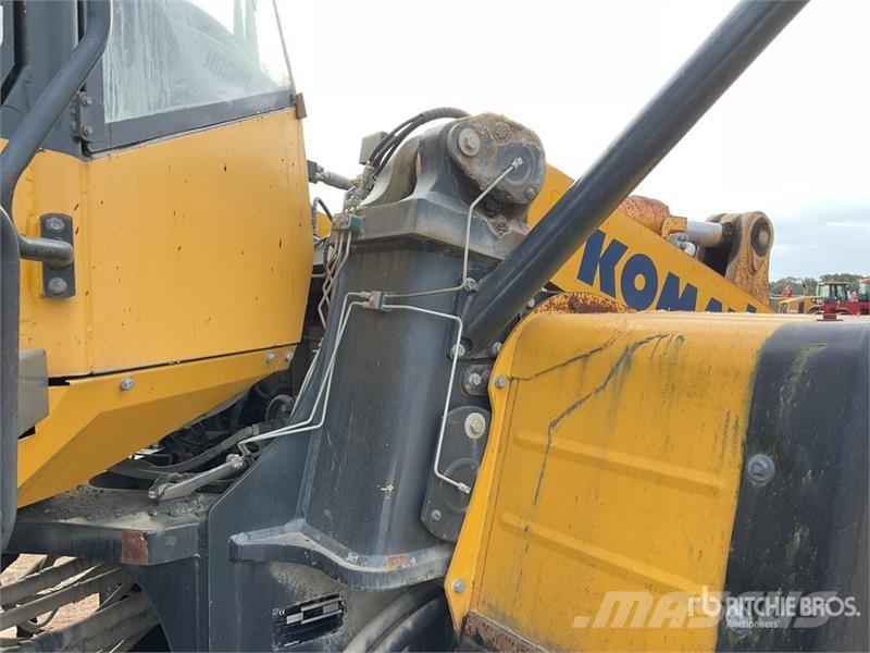 Komatsu WA470-7 Iekrāvēji uz riteņiem