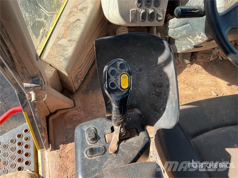 Komatsu WA470-8 Radlader