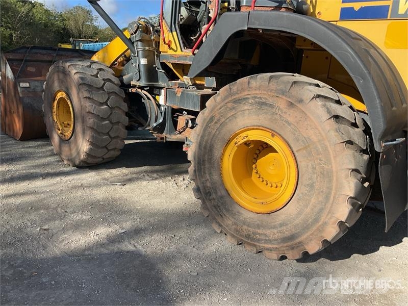 Komatsu WA470-8 Radlader