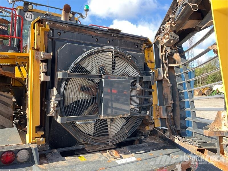 Komatsu WA470-8 Radlader