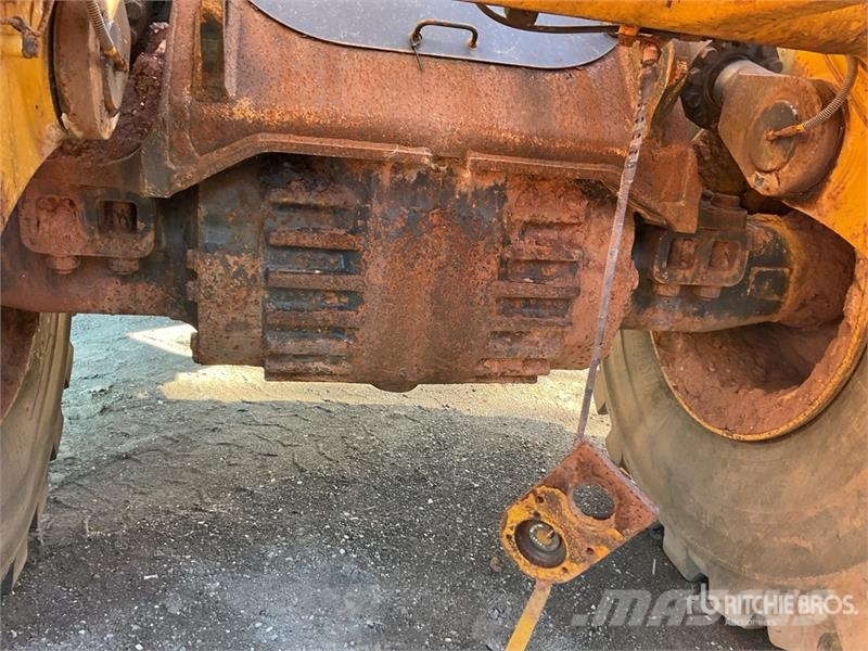 Komatsu WA470-8 Radlader