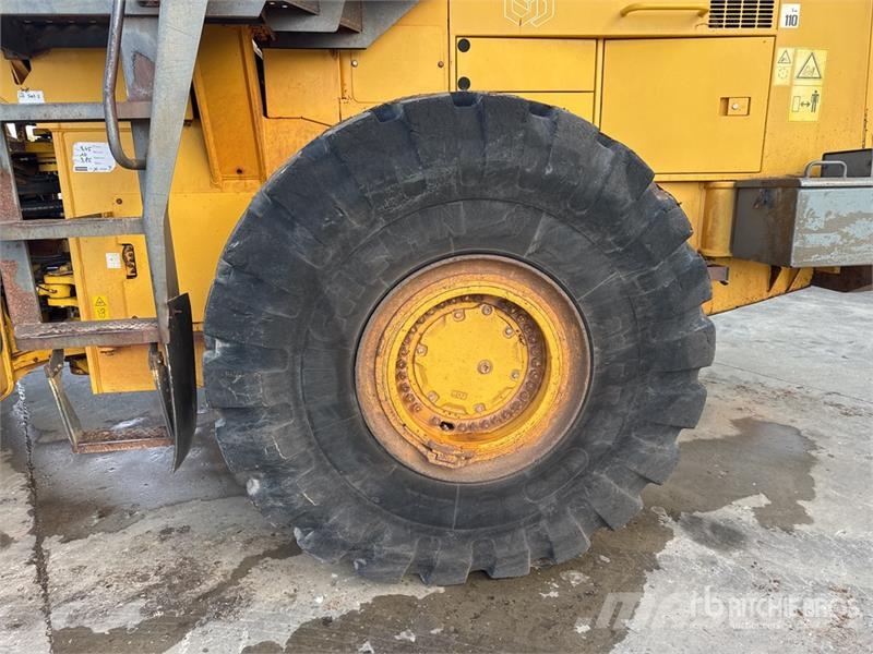 Komatsu WA500-3 Utovarivači na kotačima