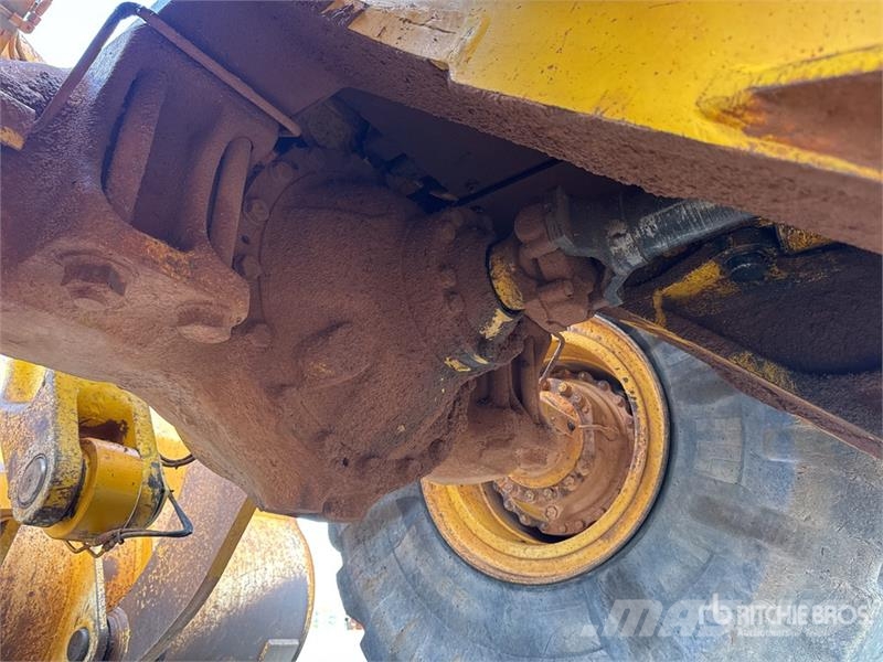 Komatsu WA500-3 Utovarivači na kotačima