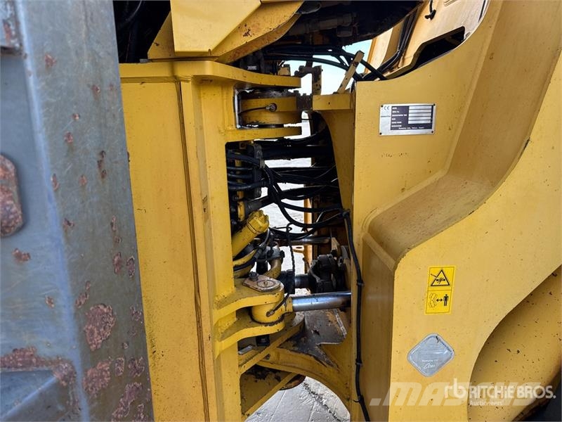 Komatsu WA500-3 Utovarivači na kotačima