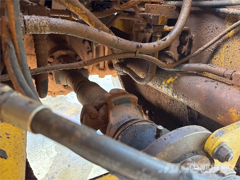 Komatsu WA500-3 Utovarivači na kotačima