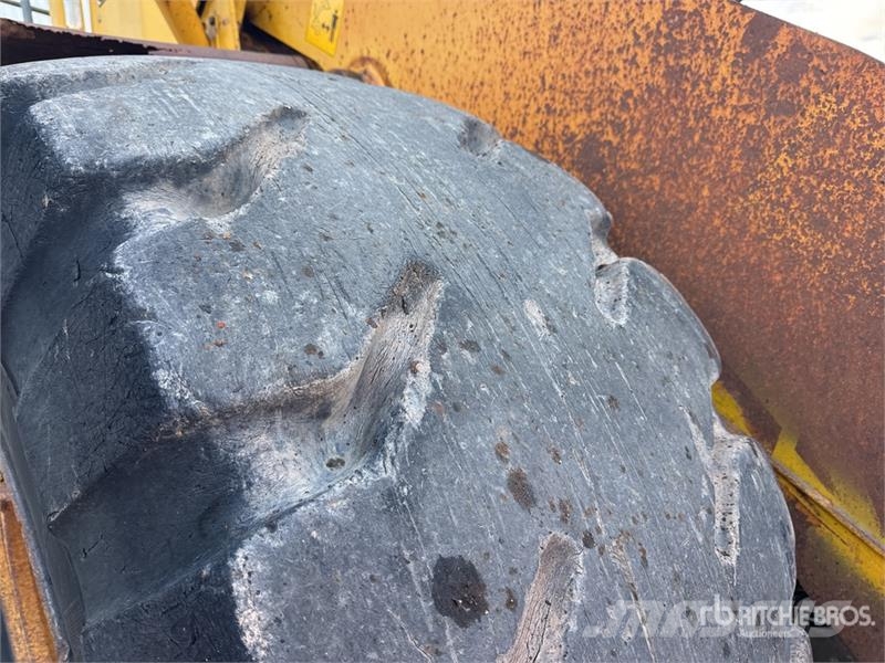 Komatsu WA500-3 Utovarivači na kotačima
