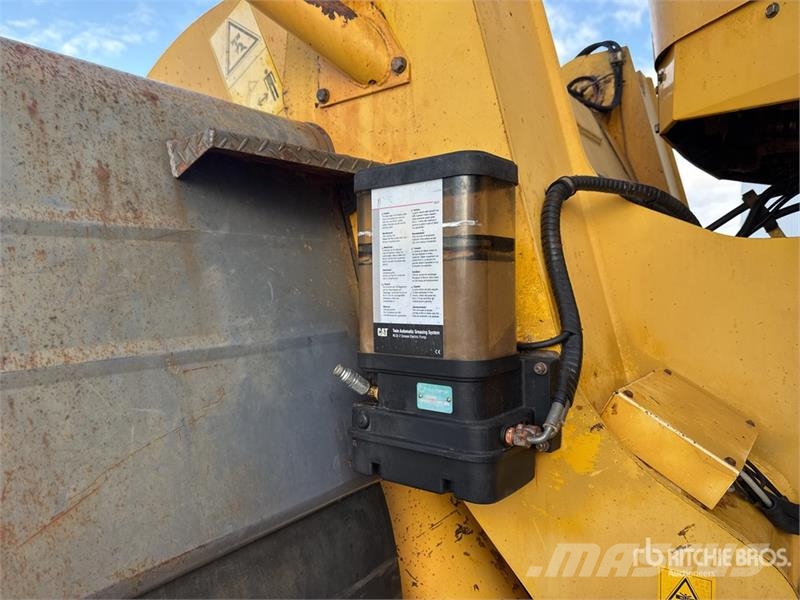 Komatsu WA500-3 Utovarivači na kotačima