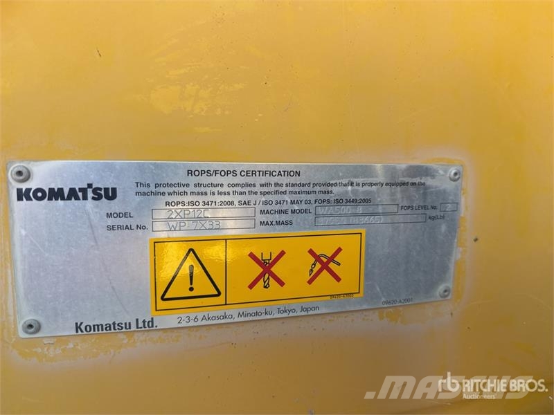 Komatsu WA500-8 Wheel Loader Pale gommate