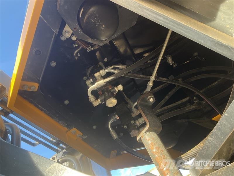 Komatsu WA600-8E0 Wheel Loader Rataslaadurid