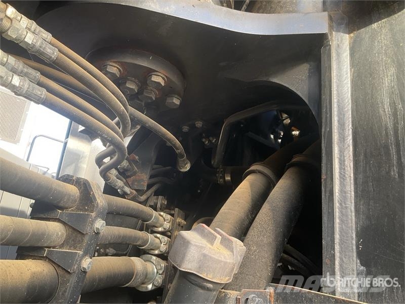 Komatsu WA600-8E0 Wheel Loader Rataslaadurid