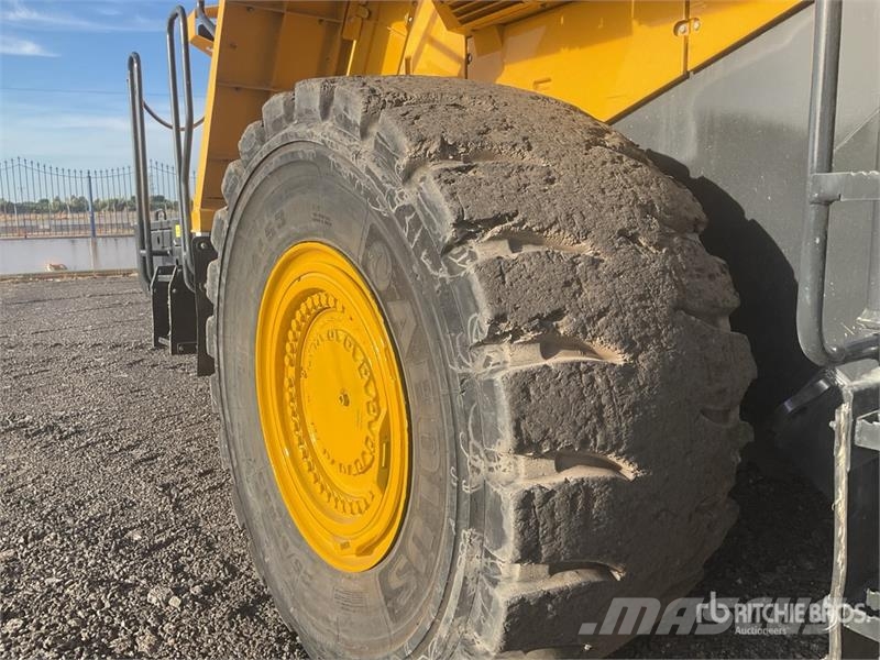 Komatsu WA600-8E0 Wheel Loader Rataslaadurid