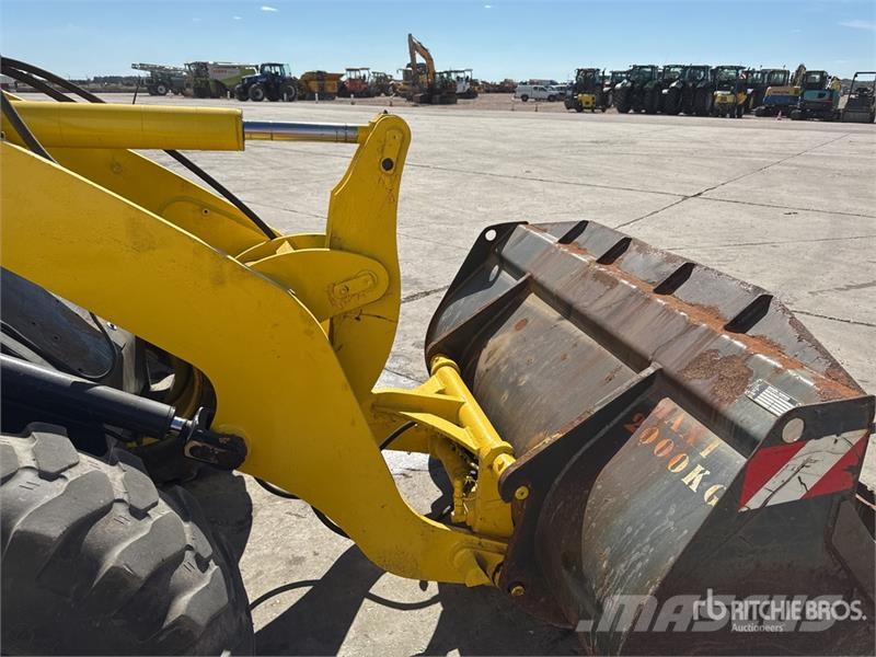 Komatsu WA80-6 Chargeuse Sur Pneus Wheel Loader لوادر بعجل