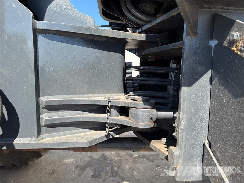 Komatsu WA80-6 Chargeuse Sur Pneus Wheel Loader لوادر بعجل